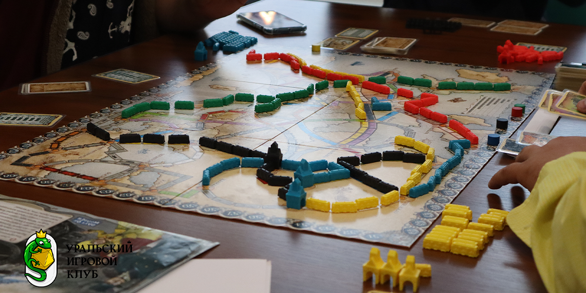 Игротека с настольными играми и Гравитраксом в УИК